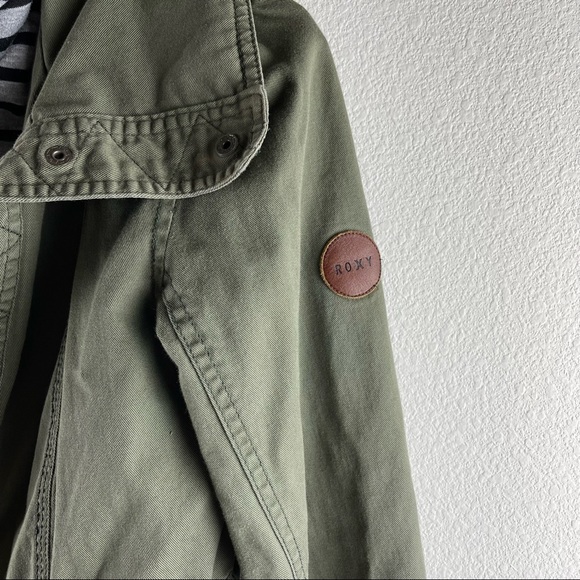 Women’s Roxy Green Hooded Jacket Size XS! - Picture 5 of 6